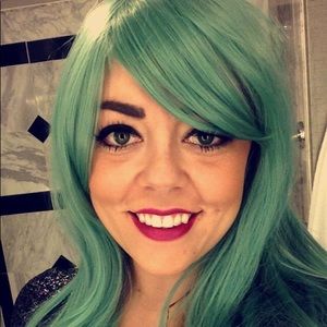 Meet your Posher, Natalie